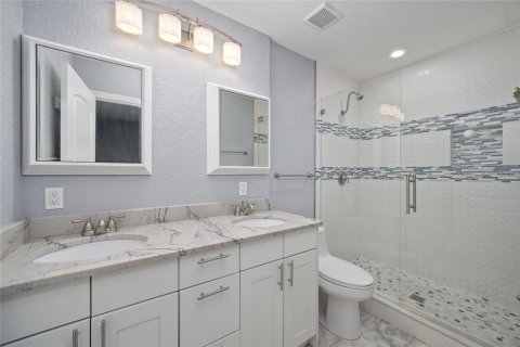 Villa ou maison à vendre à Tampa, Floride: 4 chambres, 178 m2 № 2204176 - photo 18