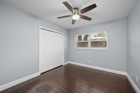 Villa ou maison à vendre à Tampa, Floride: 4 chambres, 178 m2 № 2204176 - photo 22