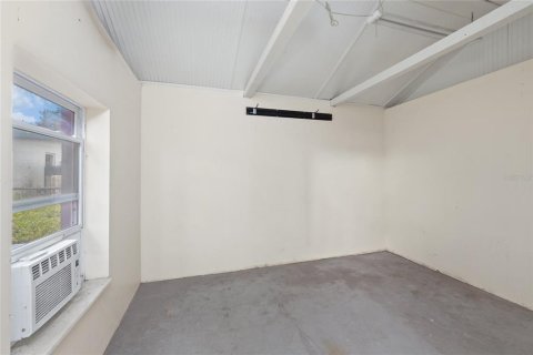 Villa ou maison à vendre à Tampa, Floride: 4 chambres, 178 m2 № 2204176 - photo 29