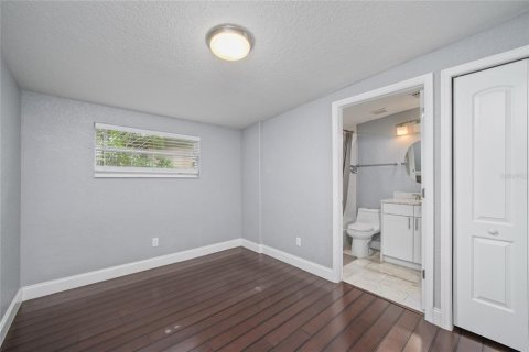 Villa ou maison à vendre à Tampa, Floride: 4 chambres, 178 m2 № 2204176 - photo 19
