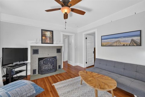 Villa ou maison à vendre à Mount Dora, Floride: 2 chambres, 90.67 m2 № 2430650 - photo 6
