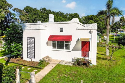 Villa ou maison à Mount Dora, Floride 2 chambres, 90.67 m2 № 2430650