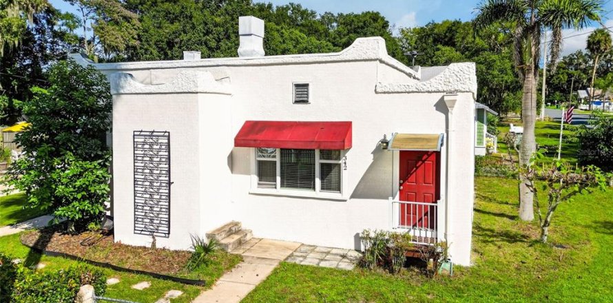 Villa ou maison à Mount Dora, Floride 2 chambres, 90.67 m2 № 2430650
