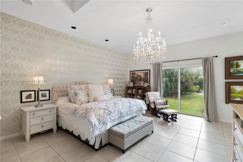 Villa ou maison à vendre à Miami, Floride: 6 chambres, 459.59 m2 № 1766481 - photo 12