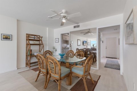 Condo in Holmes Beach, Florida, 3 bedrooms  № 1690932 - photo 19
