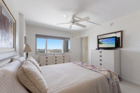 Condo in Holmes Beach, Florida, 3 bedrooms  № 1690932 - photo 8