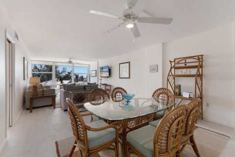 Condo in Holmes Beach, Florida, 3 bedrooms  № 1690932 - photo 17