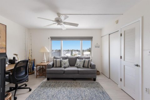 Condo in Holmes Beach, Florida, 3 bedrooms  № 1690932 - photo 30