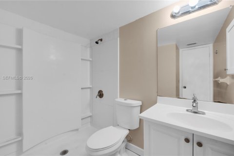 Condo in Coral Springs, Florida, 2 bedrooms  № 2068671 - photo 29