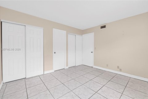 Condo in Coral Springs, Florida, 2 bedrooms  № 2068671 - photo 28