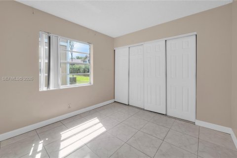 Condo in Coral Springs, Florida, 2 bedrooms  № 2068671 - photo 20