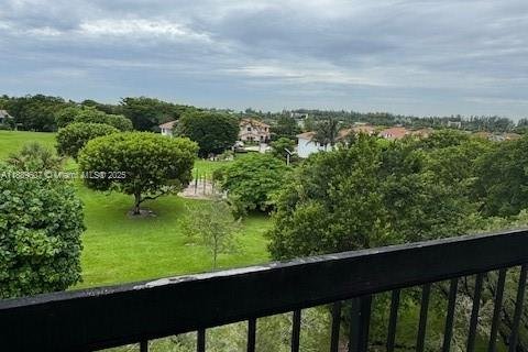 Снять в аренду кондоминиум в Дорал, Флорида 2 спальни, № 1944633 - фото 6