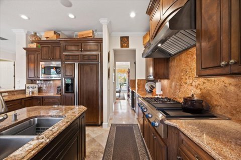 House in Apollo Beach, Florida 5 bedrooms, 406.08 sq.m. № 1720221 - photo 28