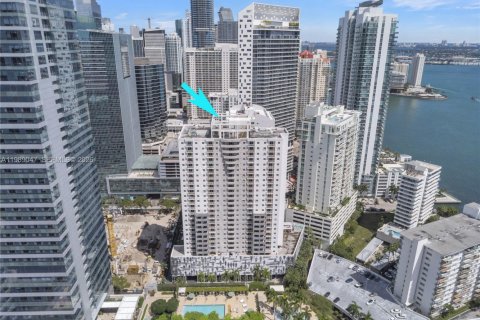 Condominio en alquiler en Miami, Florida, 1 dormitorio, 59.46 m2 № 2052340 - foto 15