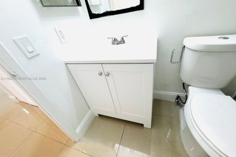 Condo in Miramar, Florida, 2 bedrooms  № 2025899 - photo 10