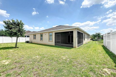 Casa en venta en Haines City, Florida, 4 dormitorios, 236.44 m2 № 1555586 - foto 4