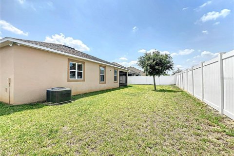 Casa en venta en Haines City, Florida, 4 dormitorios, 236.44 m2 № 1555586 - foto 5