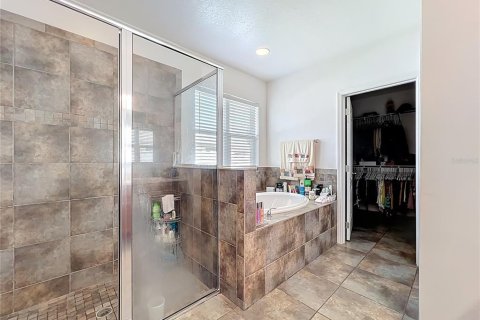 Casa en venta en Haines City, Florida, 4 dormitorios, 236.44 m2 № 1555586 - foto 15
