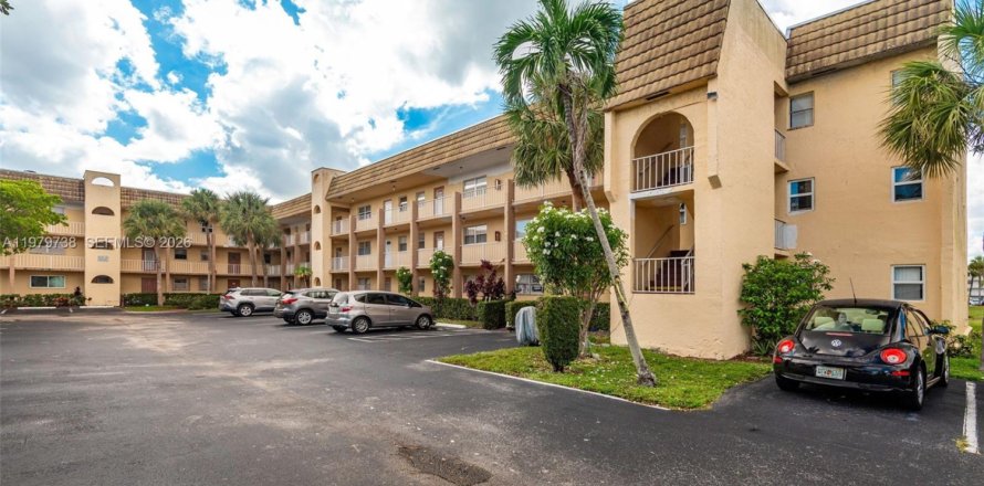 Квартира в Санрайз, Флорида 2 спальни, 78.97м2 № 2050106