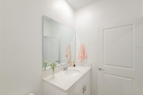 House in Winter Garden, Florida 4 bedrooms, 285.4 sq.m. № 1805540 - photo 24