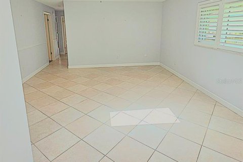 Снять в аренду виллу или дом в Лонгвуд, Флорида 1 комната, 136.57м2, № 1837073 - фото 10