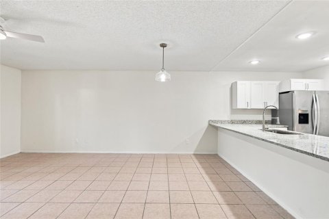 Купить дуплекс в Орландо, Флорида 7 комнат, 114.55м2, № 2227286 - фото 10