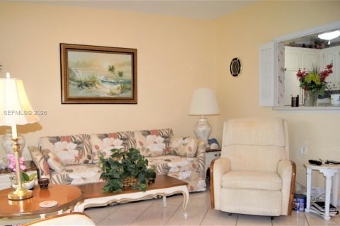 Condo à West Palm Beach, Floride, 1 chambre  № 2065638