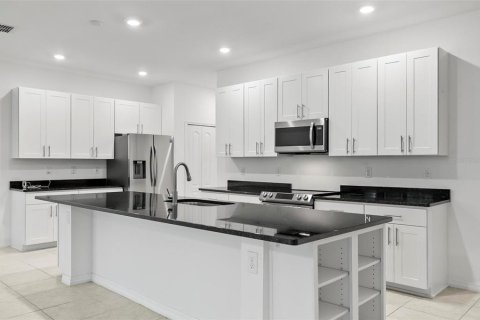 House in Palm Coast, Florida 3 bedrooms, 171.96 sq.m. № 1838518 - photo 2