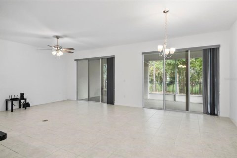 House in Palm Coast, Florida 3 bedrooms, 171.96 sq.m. № 1838518 - photo 10