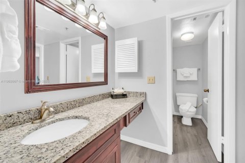 Condo in Orlando, Florida, 2 bedrooms  № 1954706 - photo 8