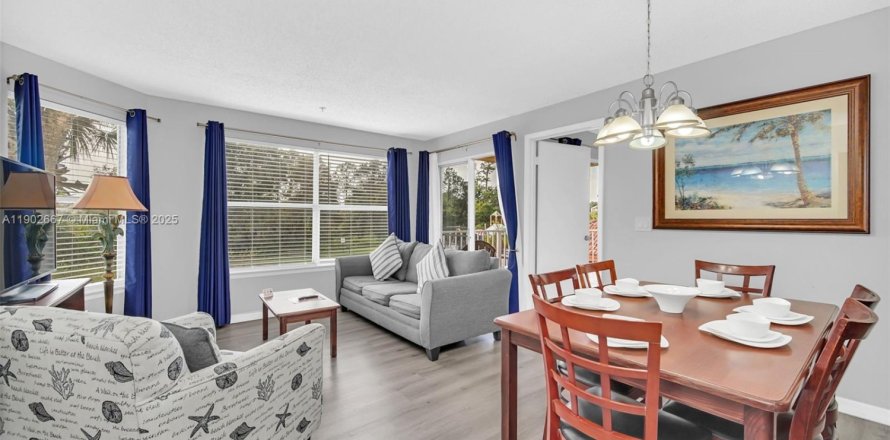 Condo in Orlando, Florida, 2 bedrooms  № 1954706