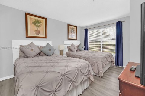 Condo in Orlando, Florida, 2 bedrooms  № 1954706 - photo 10