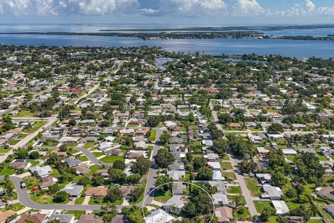 House in Bradenton, Florida 3 bedrooms, 172.24 sq.m. № 2302172 - photo 24