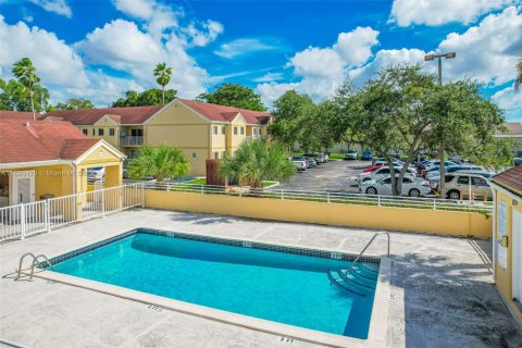 Condominio en venta en Miami, Florida, 2 dormitorios, 89.19 m2 № 1863642 - foto 23