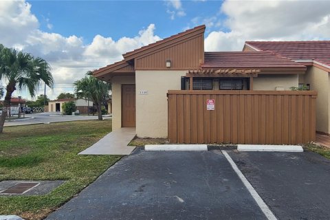 Touwnhouse à Miami, Floride 3 chambres, 106.28 m2 № 1998142