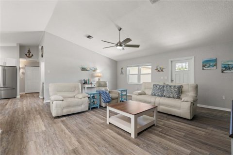 Villa ou maison à vendre à Punta Gorda, Floride: 3 chambres, 165.27 m2 № 2344965 - photo 20