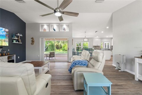 Villa ou maison à vendre à Punta Gorda, Floride: 3 chambres, 165.27 m2 № 2344965 - photo 21