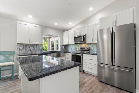 Villa ou maison à vendre à Punta Gorda, Floride: 3 chambres, 165.27 m2 № 2344965 - photo 8