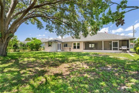 Villa ou maison à vendre à Punta Gorda, Floride: 3 chambres, 165.27 m2 № 2344965 - photo 13
