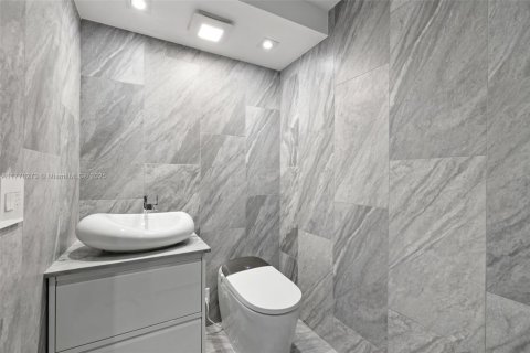 Купить кондоминиум в Майами-Бич, Флорида 1 спальня, 79.71м2, № 1985679 - фото 6