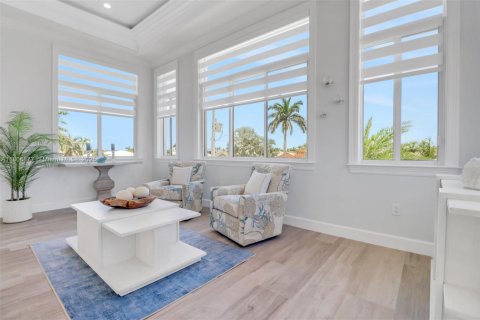 House in Marco Island, Florida 4 bedrooms № 1781914 - photo 16
