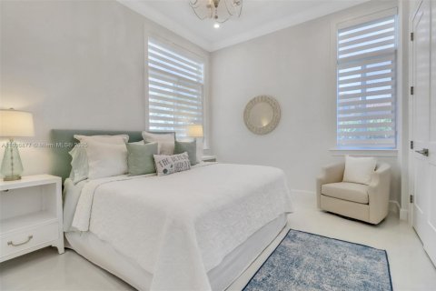 House in Marco Island, Florida 4 bedrooms № 1781914 - photo 24