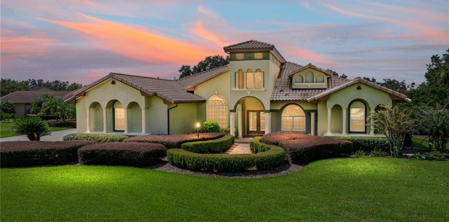Casa en Winter Haven, Florida 4 dormitorios, 338.16 m2 № 1916099