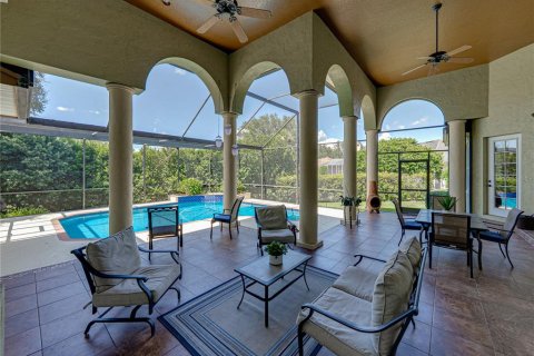 Casa en venta en Winter Haven, Florida, 4 dormitorios, 338.16 m2 № 1916099 - foto 5