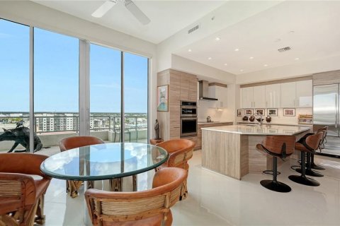 Copropriété à vendre à Sarasota, Floride: 3 chambres, 260.41 m2 № 1690917 - photo 19