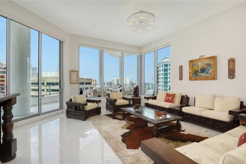 Copropriété à vendre à Sarasota, Floride: 3 chambres, 260.41 m2 № 1690917 - photo 13