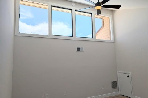 Condo in Cortez, Florida, 3 bedrooms  № 2304483 - photo 19