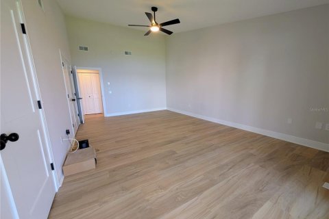 Condo in Cortez, Florida, 3 bedrooms  № 2304483 - photo 27