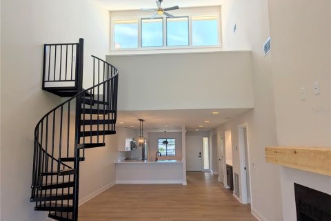 Condo in Cortez, Florida, 3 bedrooms  № 2304483 - photo 6