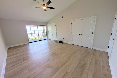 Condo in Cortez, Florida, 3 bedrooms  № 2304483 - photo 25